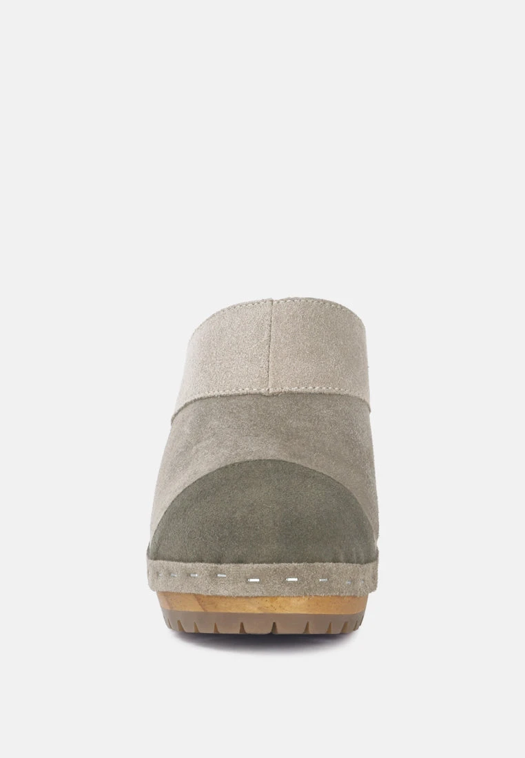 OCHROMA Vintage Patchwork Suede Mule Clogs In Olive - Image 3